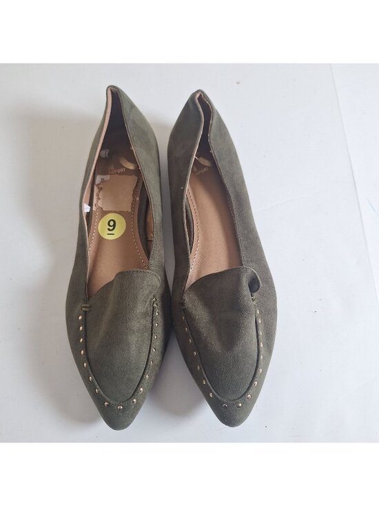 reports Shoes - Reports Green Suede Gold Studded Flats size 9